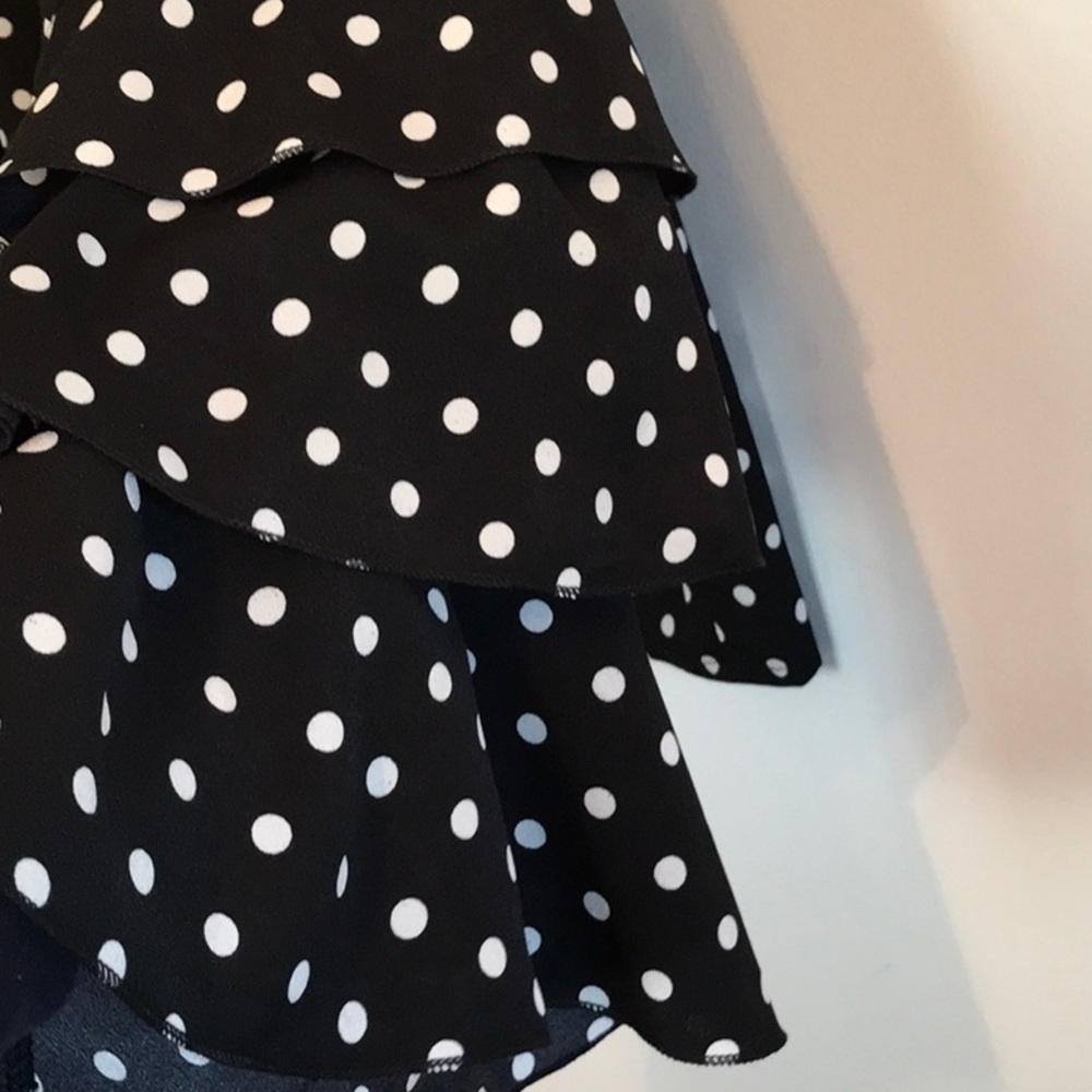 ✨HP✨ Plus Size Polkadot Top - 5 ⭐️ Rated! - Picture 6 of 8